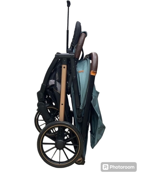 عربة الأطفال Kidlio موديل 6510 - الراحة والأمان والأناقة لطفلك الصغيرKidlio Model 6510 Stroller – Comfort, Safety, and Style for Your Little One - Image 3