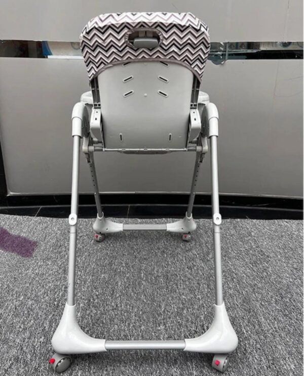 مرن و مريح ومحمول لوقت تناول طعام طفلك Burbay  كرسي      “Burbay High Chair – Flexible, Cozy, and Portable for Your Baby’s Mealtime” - Image 5